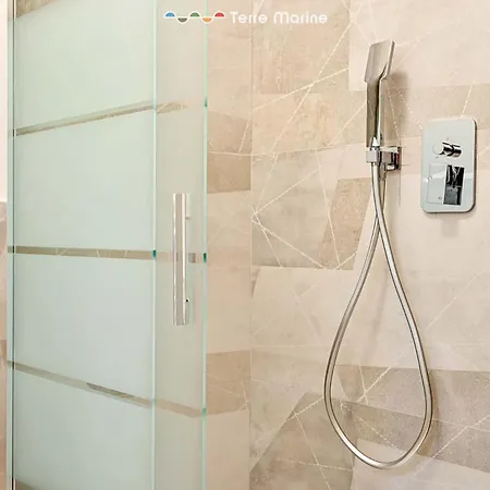 بيت ضيافة 5 Terre Central, Terremarine