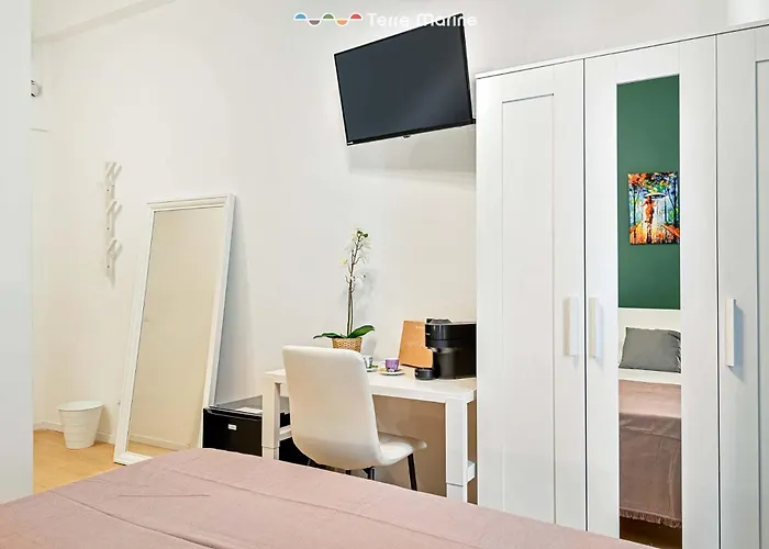 5 Terre Central, Terremarine Penzion 3*